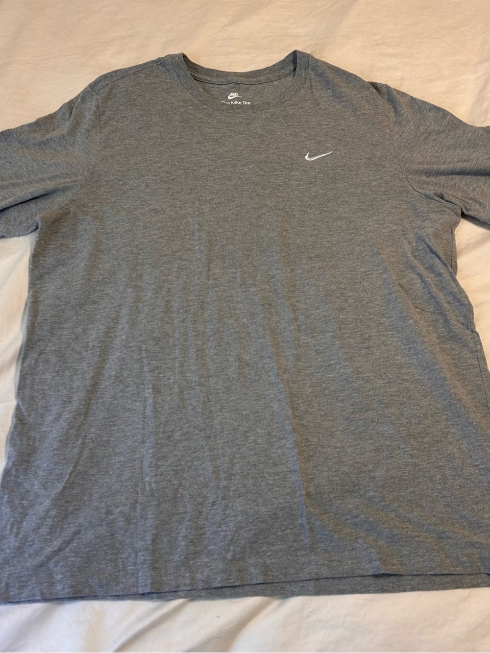 Men’s Nike Grey T Shirt Size XL Short Sleeve Crew Neck Swoosh Logo